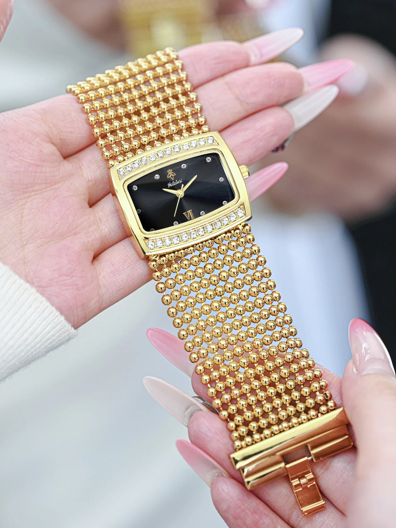 YaLaLuWomen's Watch Brand: Light Luxury Elegant Diamond-Set Square Watch with Water-Resistant Quartz Movement reloj mujer LX1073