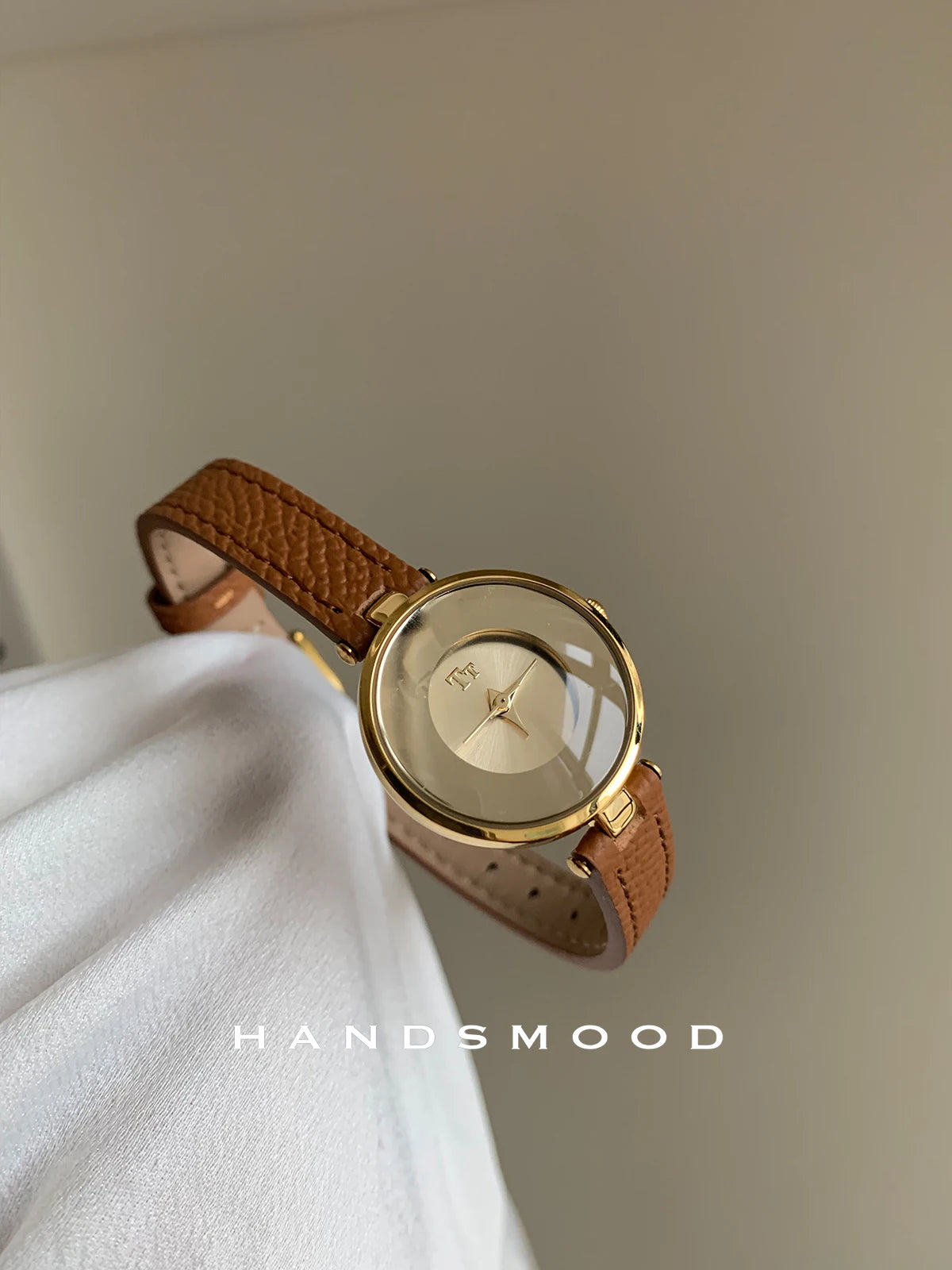 New luxury women's watch Light Luxury mirror Quartz small dial Creative leather Ladies Watch Birthday gift