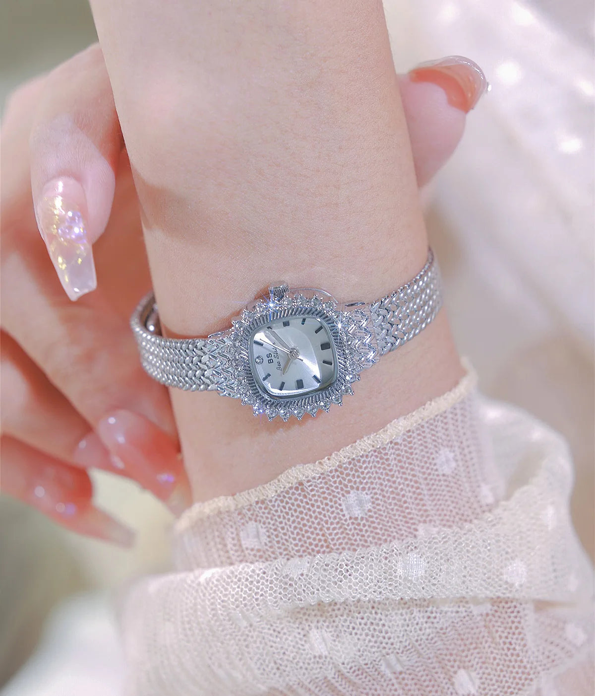 Fashion Brand Luxury Womens Watch With Rhinestones Golden Mesh Diamond Watches Small Ladies Watch For Women Relogios Feminino