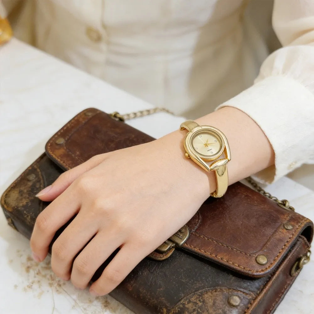 Creative Open Design Quartz Watch Elegant Gift Bracelet Watch Luxury Wristwatch