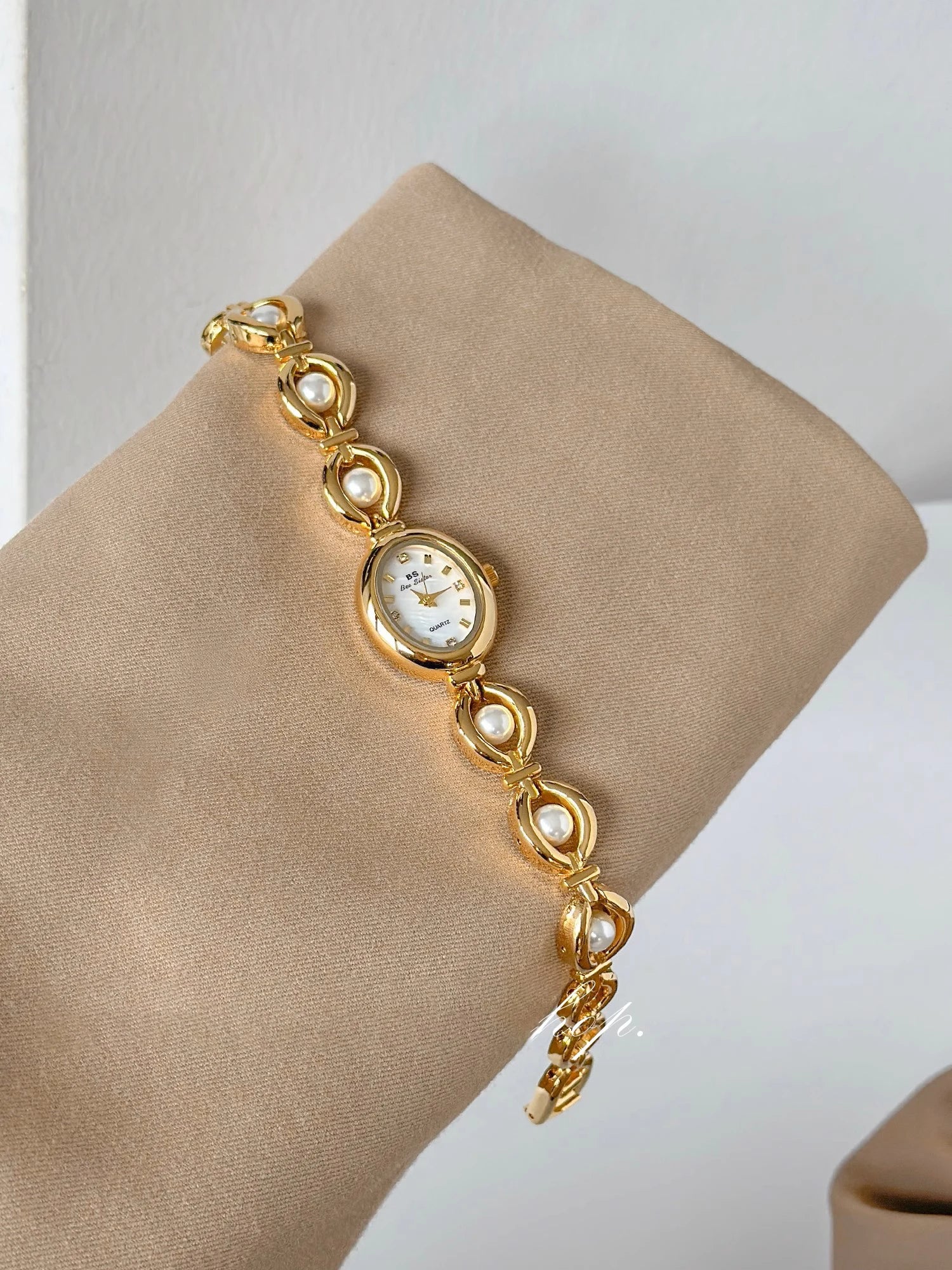 Women's Watch Bracelet Quartz Wristwatches Brand Luxury Vintage Casual Small Silver Clock High Quality Watch Ladies